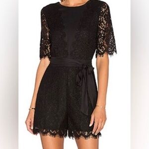 Rachel Zoe Bennie Elegant Lace Short Sleeve Lined Short Romper Black Size 0